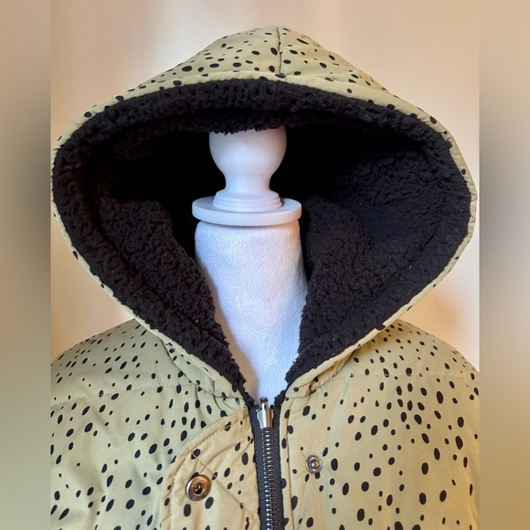 Saltwater LUXE Black Textured Jacket-Small - Picture 8 of 15